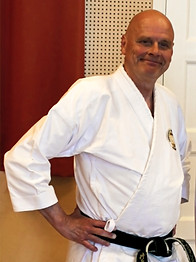 Karatemästare sensei