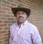 Travis Payne Headshot.jpg