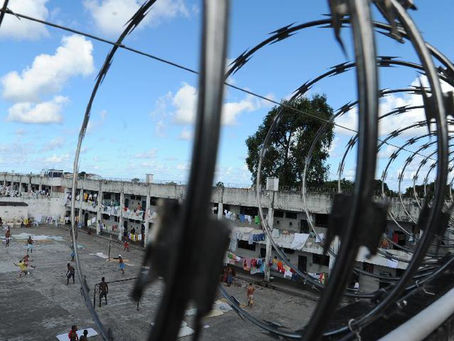 O Globo: Pandemia pode ter levado Brasil a ter recorde histórico de 919.651 presos
