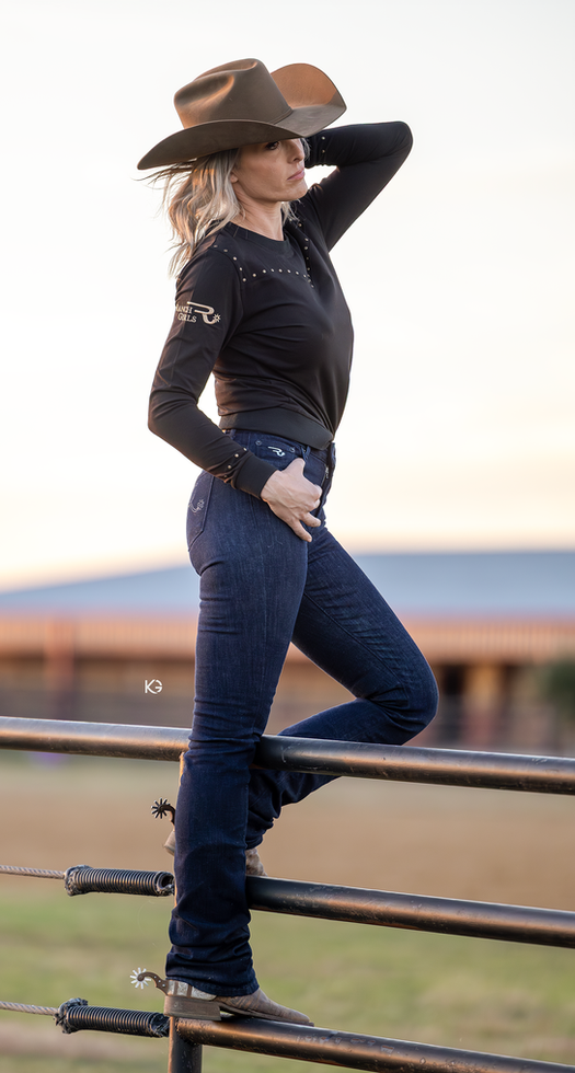 quality western fashion clothing, longsleeve with stones and western pass