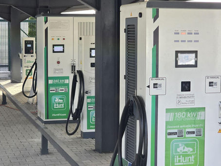 iHunt EV depășește 1.000 de puncte în rețeaua de încărcare din România