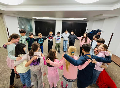 Copii la curs de dezvoltare personală Smart Life Education