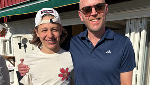 2 golfspelare som vunnit dagens tävling