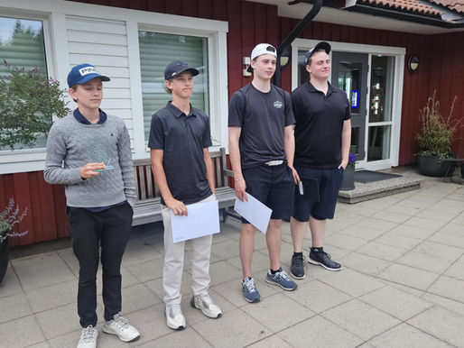 Pristagare på juniortouren