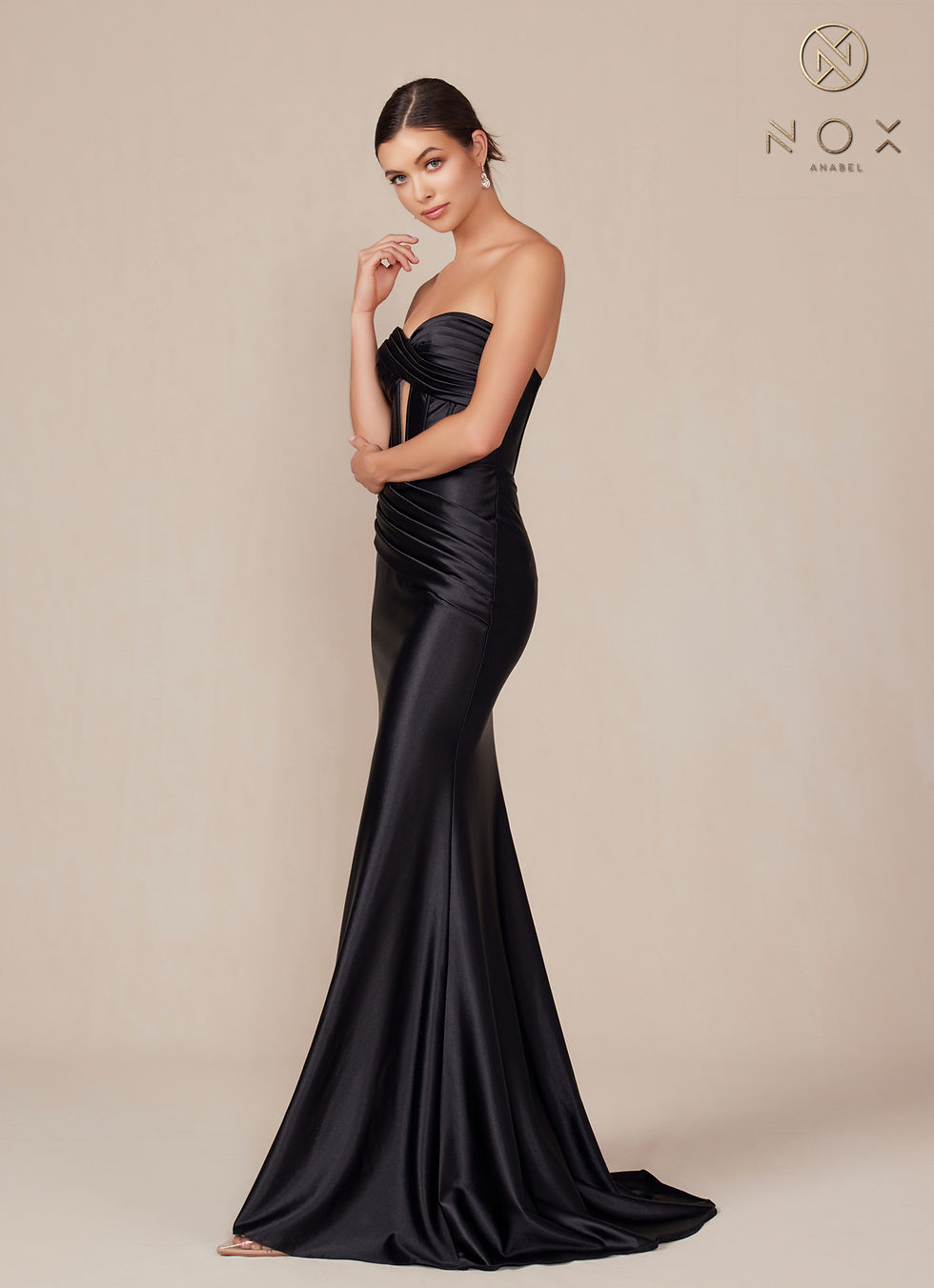 Thumbnail: T1500  Satin Fitted Strapless
