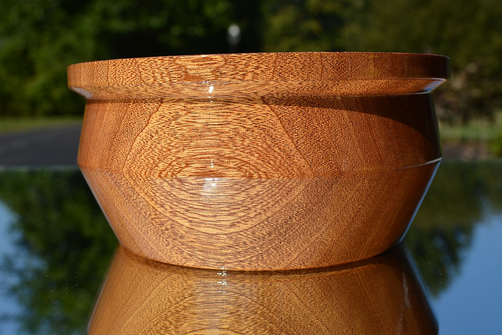 Thumbnail: Beautiful Sapele Mahogany Bowl