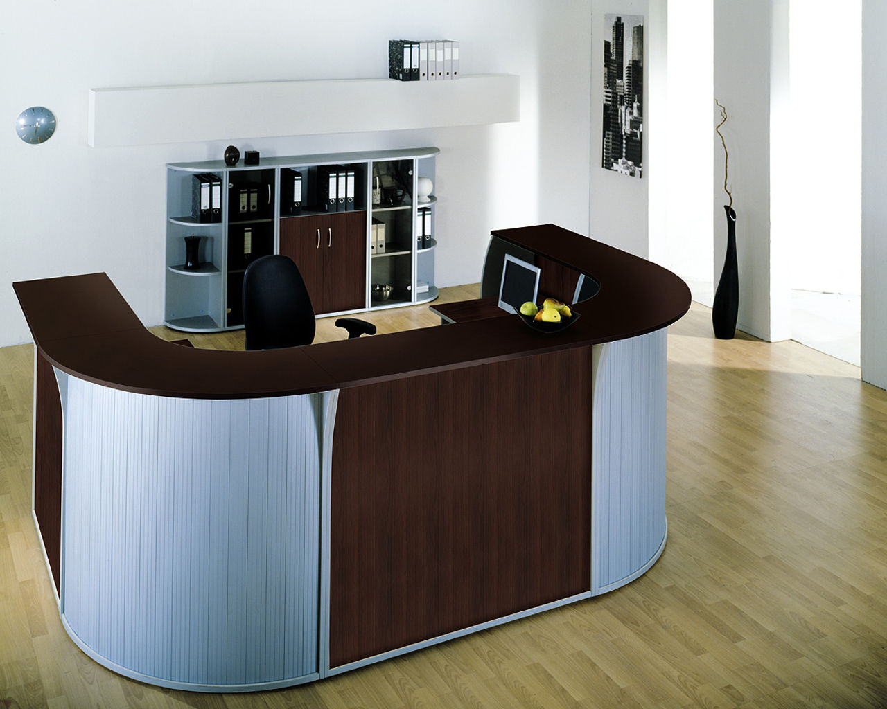 Ресепшен "Имаго» - стойка прямая