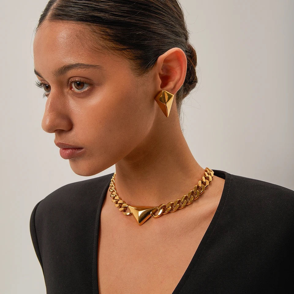 Miniatura: Aretes Picos 