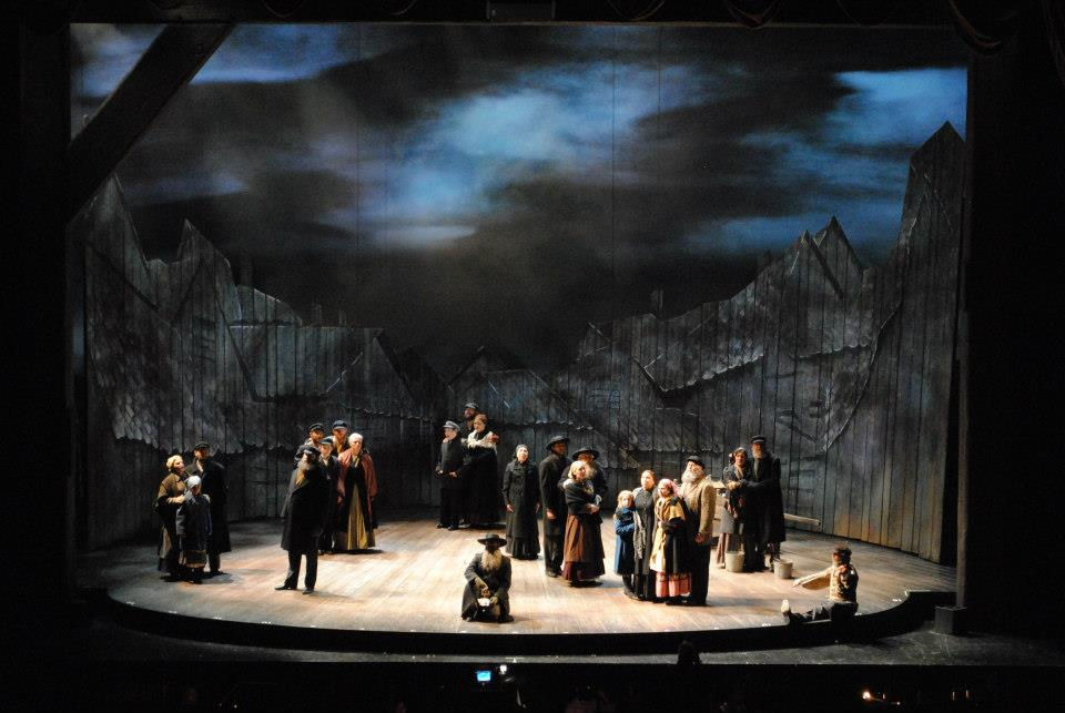 Fiddler on the Roof Paramount 5.jpg