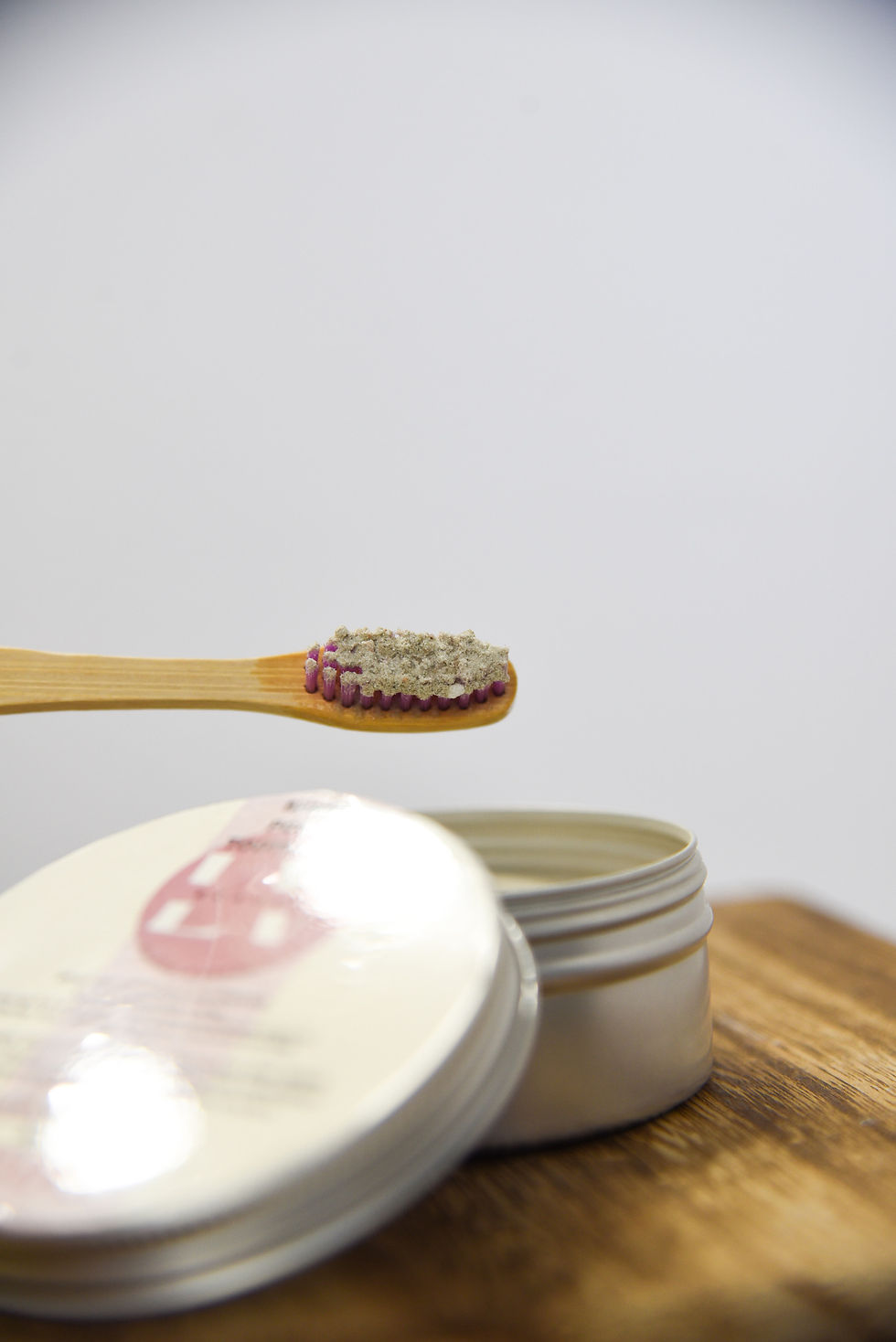 Thumbnail: LV Beauty Natural Toothpaste Powder