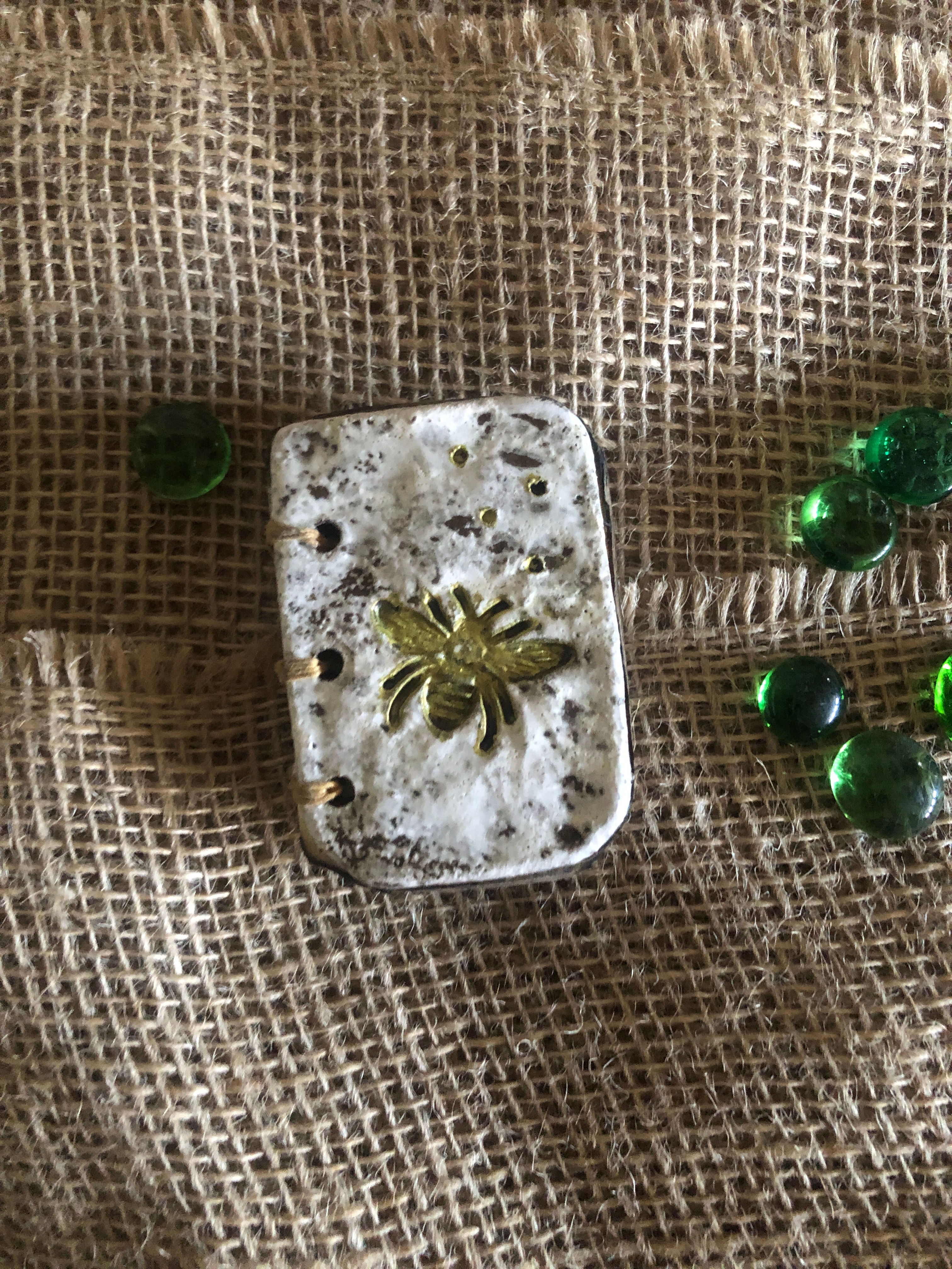 Livre miniature