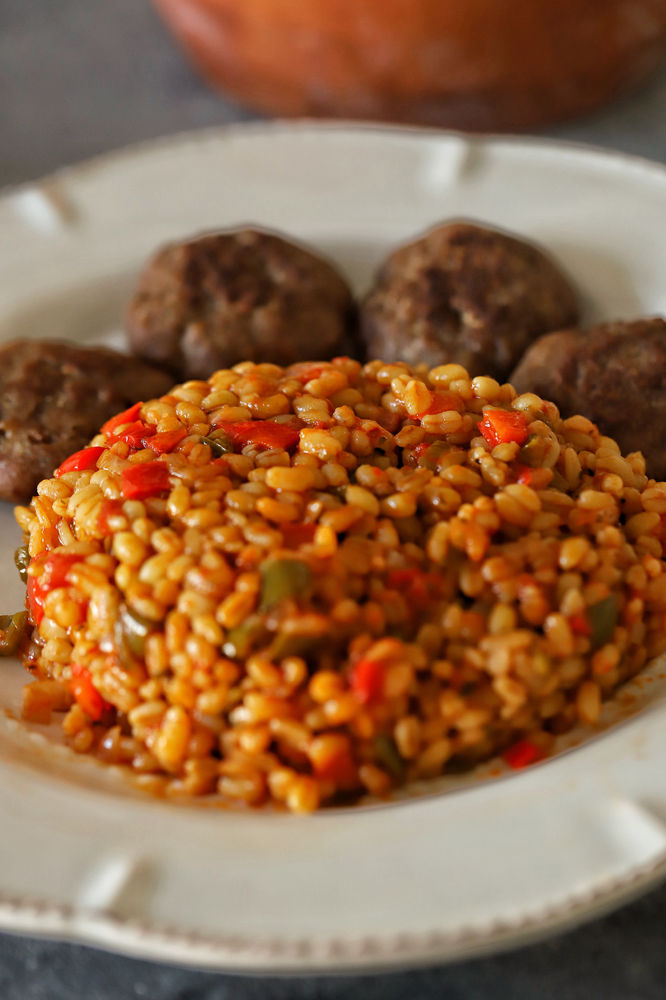 Turkish Red Bulgur Pilaf with Peppers Recipe