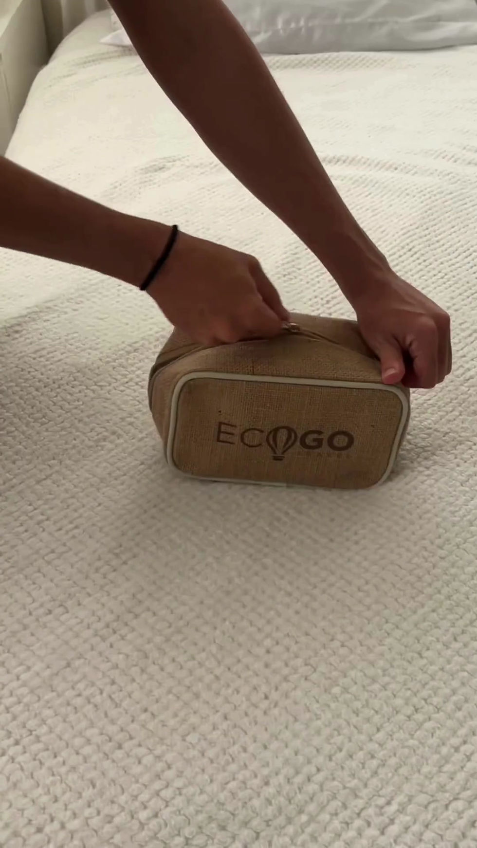 Thumbnail: Jute Toiletry & Cosmetic Bag