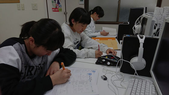 52309214_212_edited.jpg