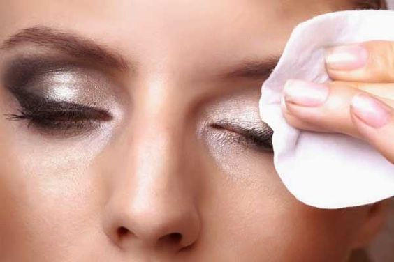 Haz+un+desmaquillante+de+ojos+casero: