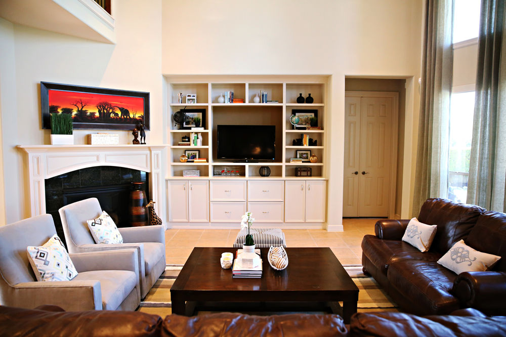 How To Decorate Wall Niches