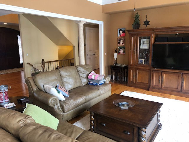 BEFORE - Main wall in family room 