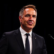 Simon Tucker