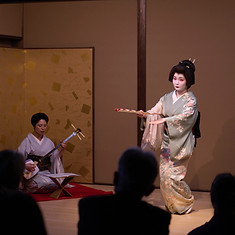 meetthegeisha-2400_R3D07681_edited.jpg