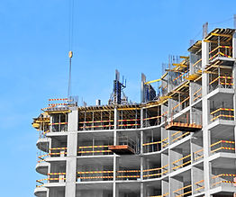 Edifício sob a construção