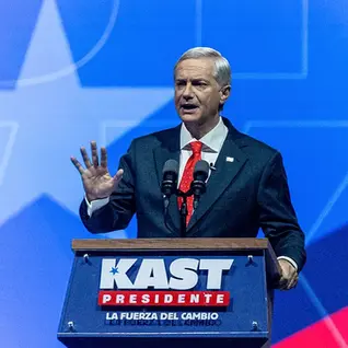 Kast avanza fortalecido rumbo al balotaje en Chile