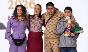 Merlín, el pato viral, llega hasta la mañanera de Sheinbaum