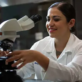 Mujeres en la ciencia: avances, sueños y una brecha que persiste