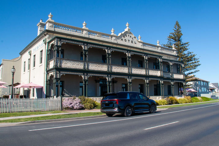 Family friendly Melbourne Airport transfer with child seat fitted by a professional chauffeur