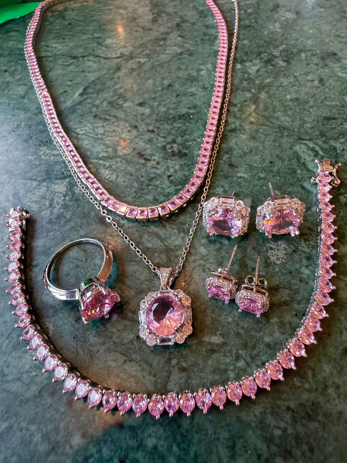 Kit Kiara