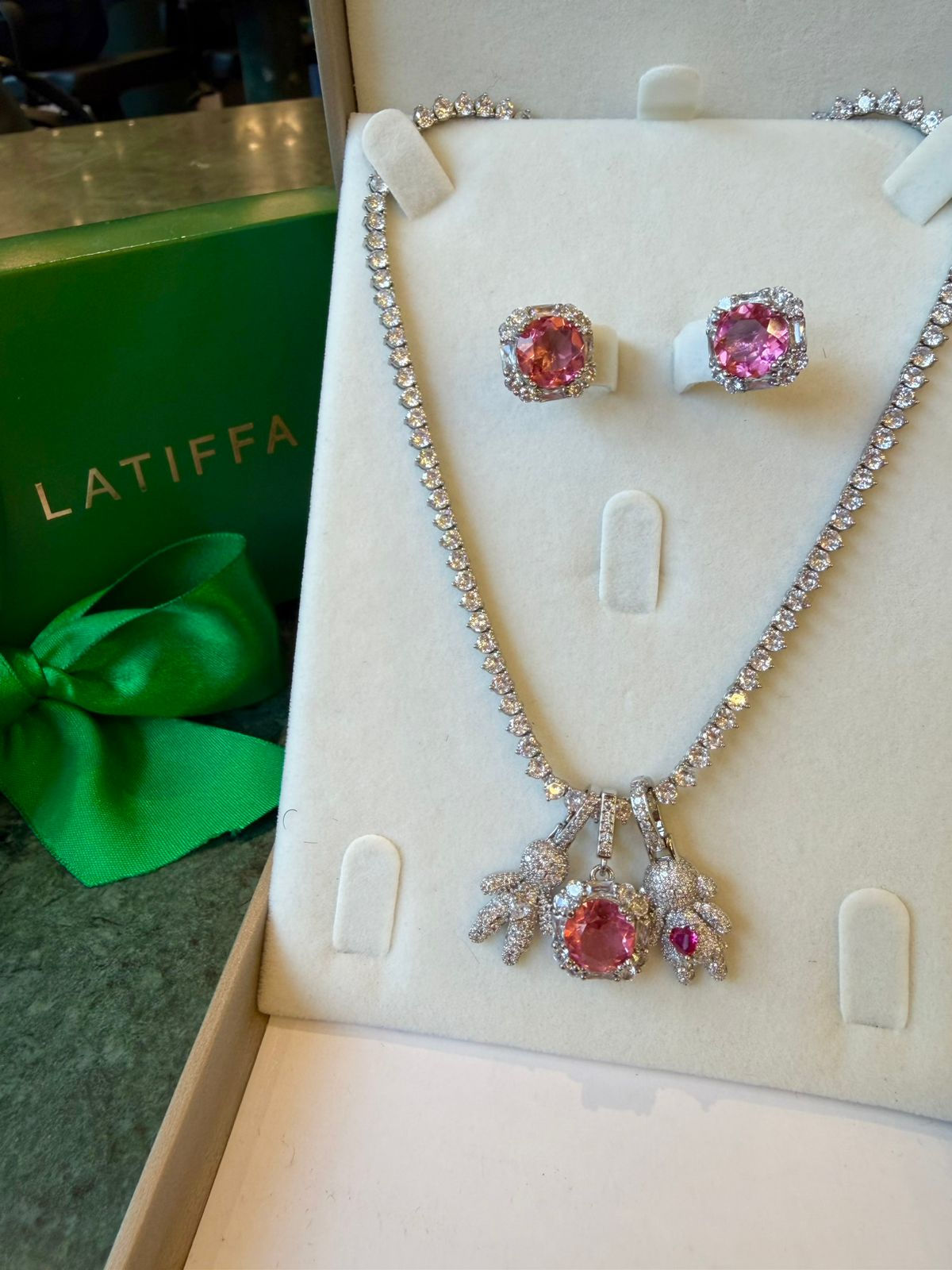 Kit Charm Pink