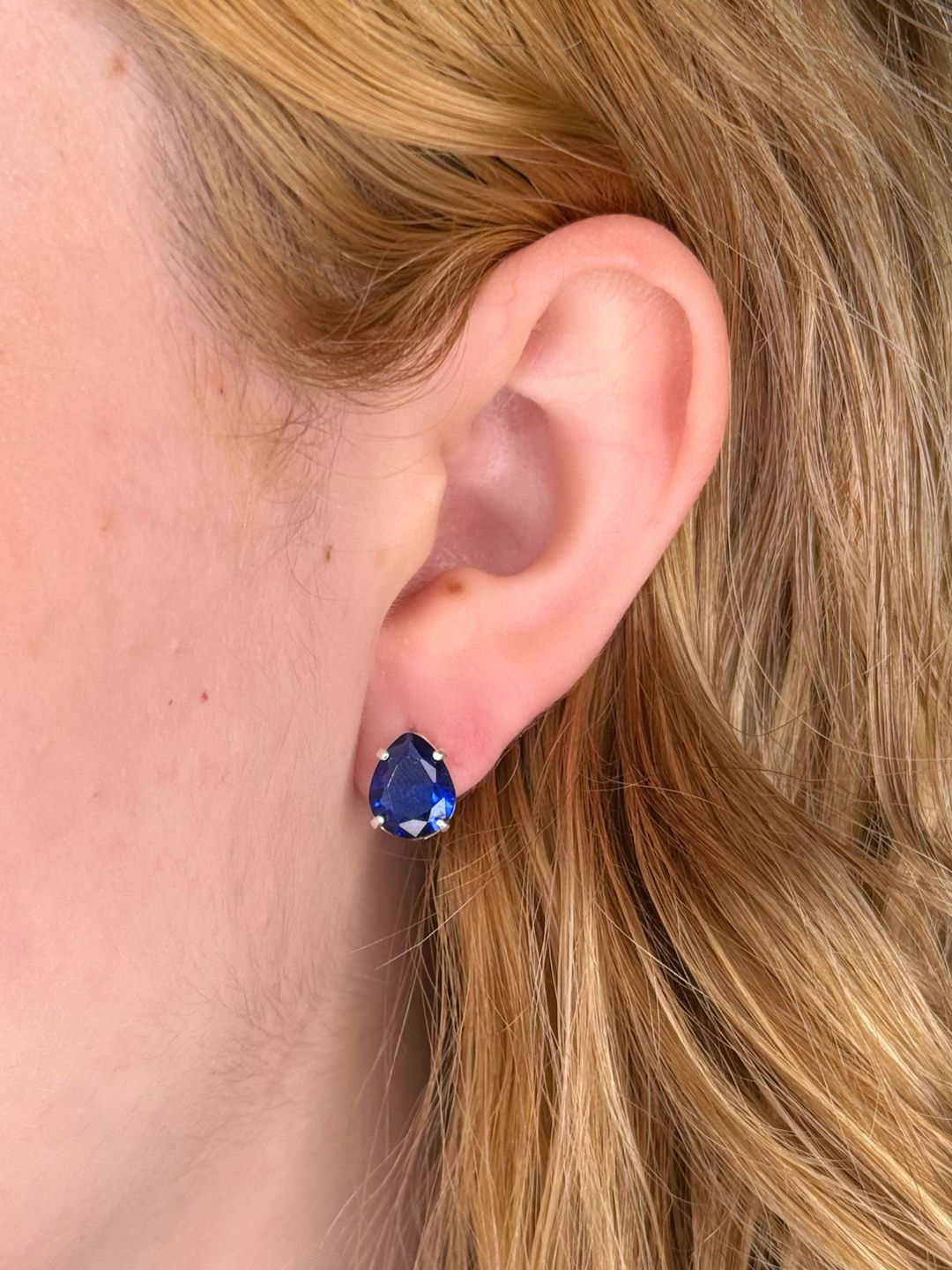 Brinco Gota Safira Prata 925