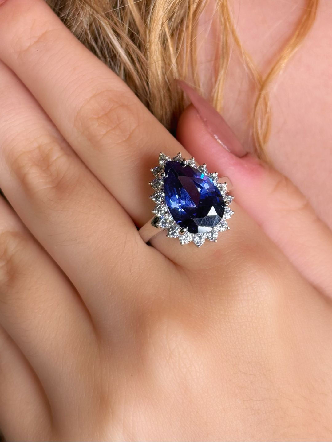 Anel Gota Safira Prata 925