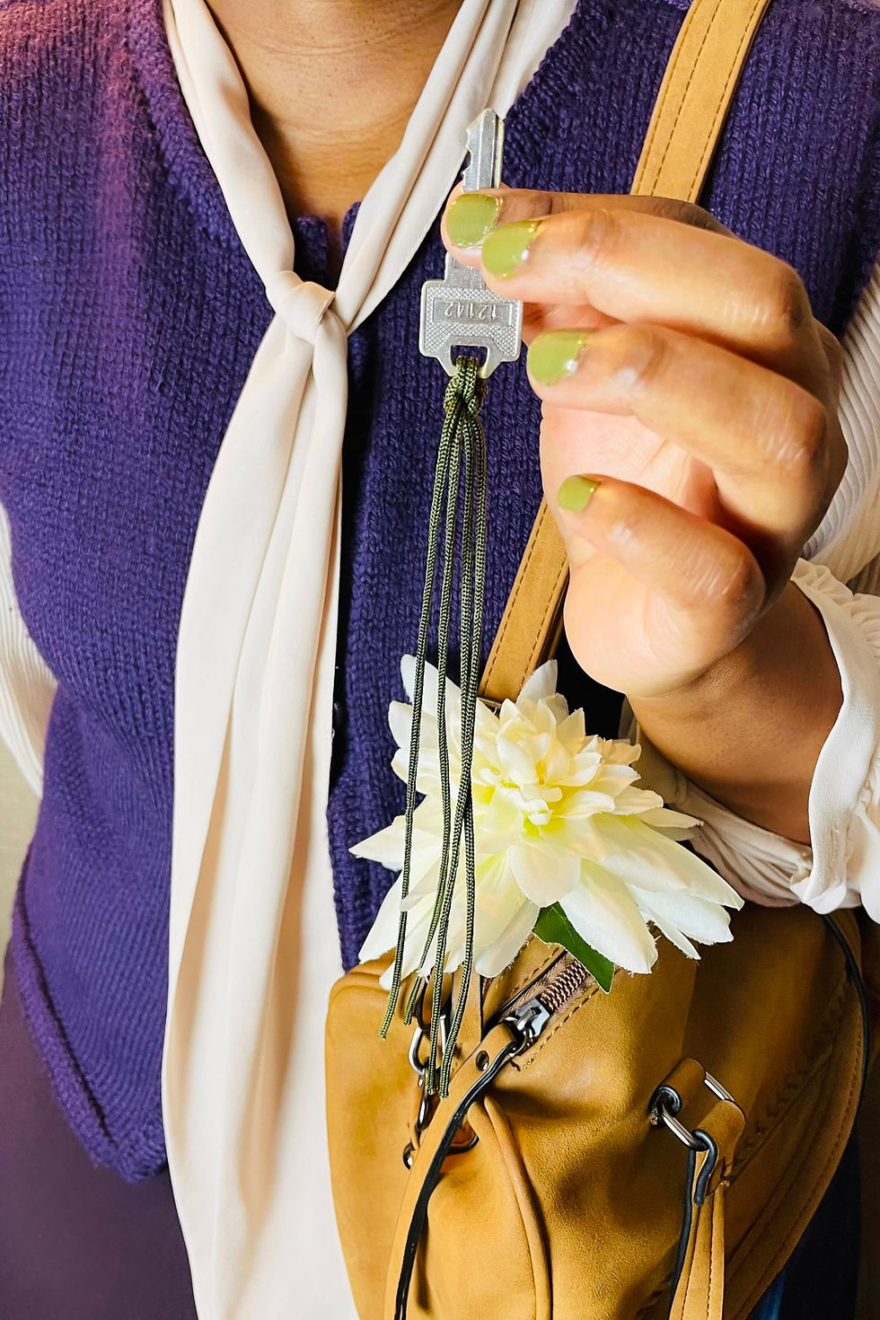 Thumbnail: Elle porte ces clés avec grâce…☘️ Keychain