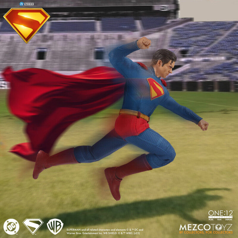 Thumbnail: Mezco One:12 Superman (2025)