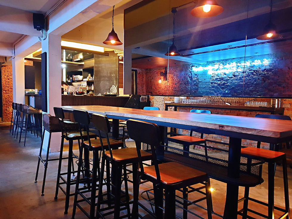 Raw Pic - Restaurant 2