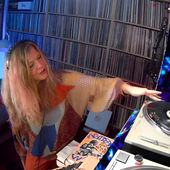 Balearic Breakfast | Episode 169 | Cosmic Family Affairs...