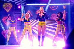 Edward Coco - Freelance Production Scenic Designer - Red Carpet - Live Music - Events / Experiential