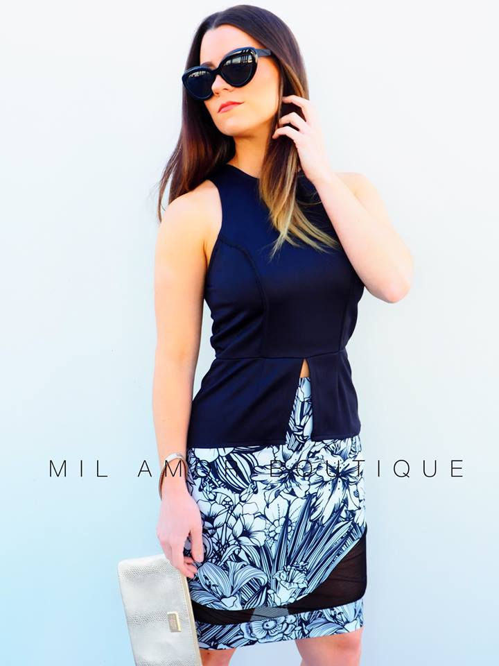 Thumbnail: Piece of Artwork Pencil Skirt