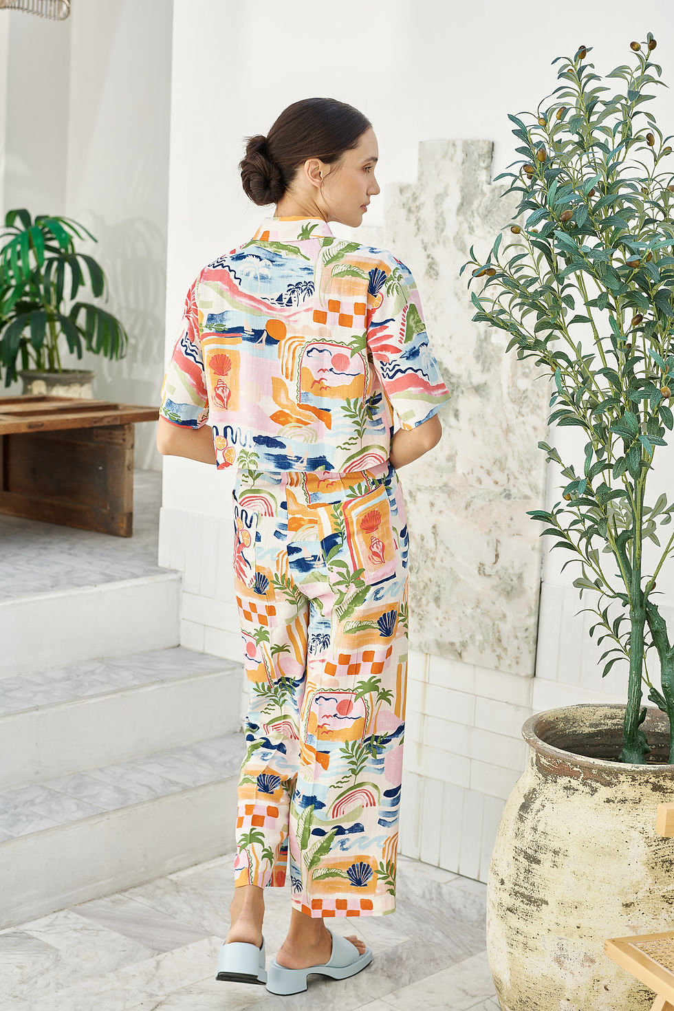 ภาพขนาดย่อ: THEO TOP