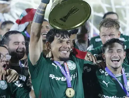 Leila Pereira diz que estava com 'abstinência de títulos' do Palmeiras e nega indireta ao Flamengo