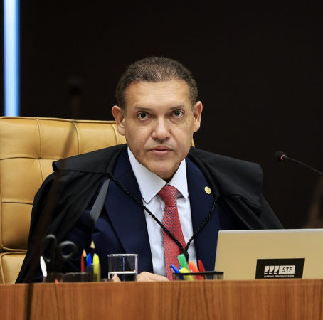 Nunes Marques é sorteado para ser relator em pedido de revisão criminal de Bolsonaro