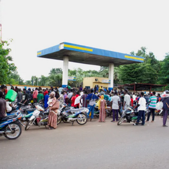 As Mali Struggles with Fuel Shortages, International Governments Urge Their Citizens to Evacuate