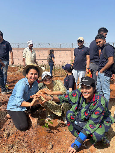 Corporate CSR tree plantation drive volunteers