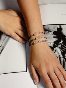 The Iconic Motion Slim® collection 