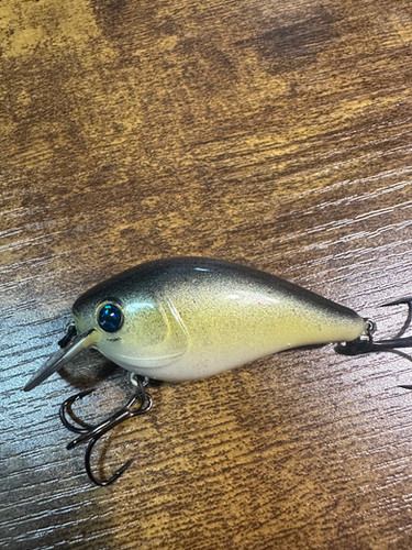 Ugly yellow