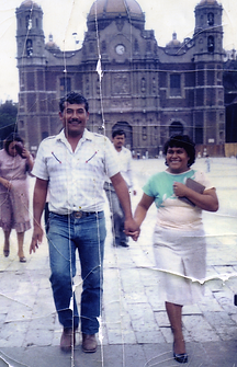 Fotografia de identificación, fotografia de retrato, eventos sociales, estudio fotografico, san carlos foto studio, fotografo en San Miguel de Allende.Parroquia