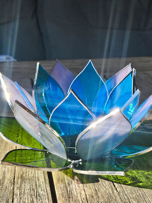 Svícen lotus dvouvrstvý (různé barvy)