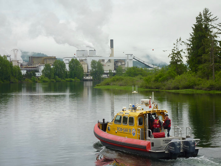Somass River & Catalyst Mill in Port Alberni | cycle touring Vancouver Island