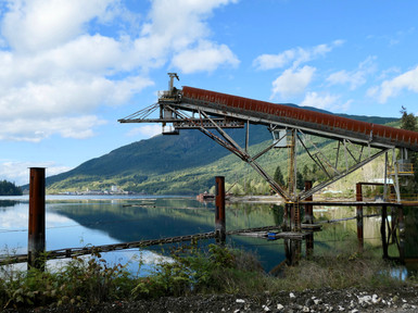 Bikepacking Neurotsos Inlet, south of Port Alice