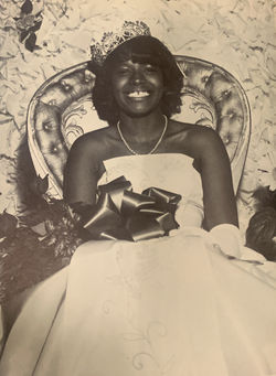 Ms. Iris Nelloms